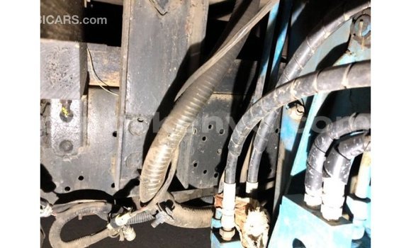 Imported Toyota Pickup White Makiinaa iti Import - Dubai keessatti Central Kenya keessatti Imported Toyota Pickup White Makiinaa iti Import - Dubai keessatti Central Kenya keessatti