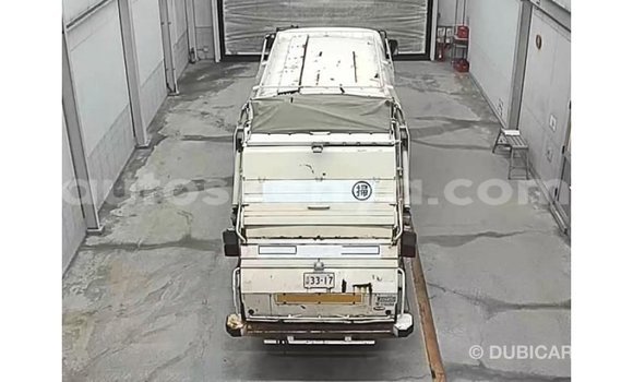 Buy Import Isuzu Bighorn White Truck in Import - Dubai in Central Kenya Buy Import Isuzu Bighorn White Truck in Import - Dubai in Central Kenya