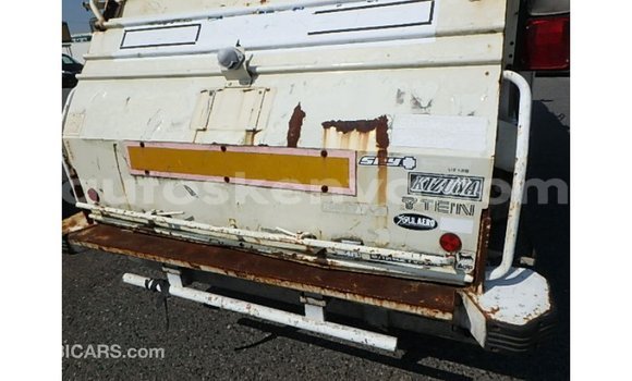 Buy Import Isuzu Bighorn White Truck in Import - Dubai in Central Kenya Buy Import Isuzu Bighorn White Truck in Import - Dubai in Central Kenya