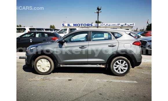 Nunua Imported Hyundai Tucson Kijani Gari ndani ya Import - Dubai nchini Kati Kenya Nunua Imported Hyundai Tucson Kijani Gari ndani ya Import - Dubai nchini Kati Kenya