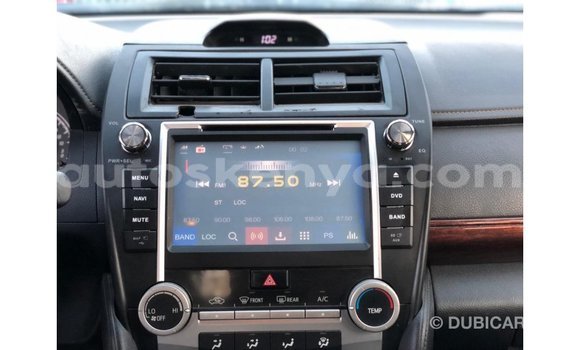 Imported Toyota Camry White Makiinaa iti Import - Dubai keessatti Central Kenya keessatti Imported Toyota Camry White Makiinaa iti Import - Dubai keessatti Central Kenya keessatti