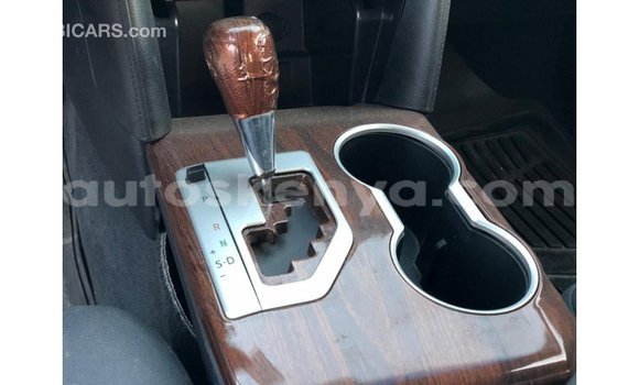 Imported Toyota Camry White Makiinaa iti Import - Dubai keessatti Central Kenya keessatti Imported Toyota Camry White Makiinaa iti Import - Dubai keessatti Central Kenya keessatti