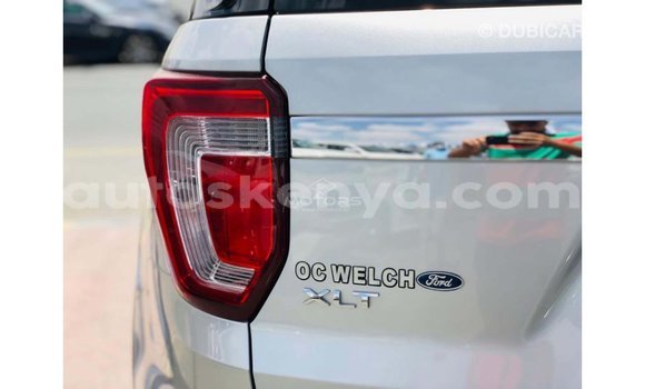 Imported Ford Explorer Green Makiinaa iti Import - Dubai keessatti Central Kenya keessatti Imported Ford Explorer Green Makiinaa iti Import - Dubai keessatti Central Kenya keessatti