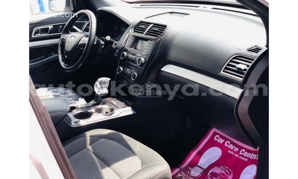 Imported Ford Explorer Green Makiinaa iti Import - Dubai keessatti Central Kenya keessatti Imported Ford Explorer Green Makiinaa iti Import - Dubai keessatti Central Kenya keessatti