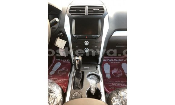 Nunua Imported Ford Explorer Bluu Gari ndani ya Import - Dubai nchini Kati Kenya Nunua Imported Ford Explorer Bluu Gari ndani ya Import - Dubai nchini Kati Kenya