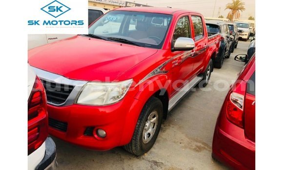 Imported Toyota Hilux Red Makiinaa iti Import - Dubai keessatti Central Kenya keessatti Imported Toyota Hilux Red Makiinaa iti Import - Dubai keessatti Central Kenya keessatti