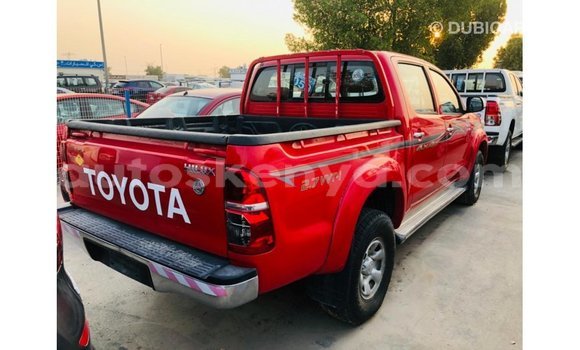 Imported Toyota Hilux Red Makiinaa iti Import - Dubai keessatti Central Kenya keessatti Imported Toyota Hilux Red Makiinaa iti Import - Dubai keessatti Central Kenya keessatti