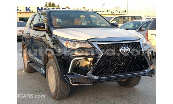 Buy Import Toyota Fortuner Black Car in Import - Dubai in Central Kenya Buy Import Toyota Fortuner Black Car in Import - Dubai in Central Kenya