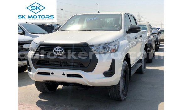 Imported Toyota Hilux White Makiinaa iti Import - Dubai keessatti Central Kenya keessatti Imported Toyota Hilux White Makiinaa iti Import - Dubai keessatti Central Kenya keessatti