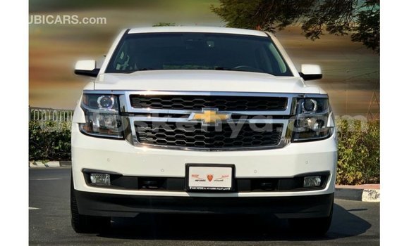Nunua Imported Chevrolet Tahoe Nyeupe Gari ndani ya Import - Dubai nchini Kati Kenya Nunua Imported Chevrolet Tahoe Nyeupe Gari ndani ya Import - Dubai nchini Kati Kenya