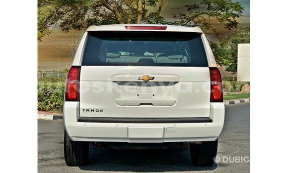 Nunua Imported Chevrolet Tahoe Nyeupe Gari ndani ya Import - Dubai nchini Kati Kenya Nunua Imported Chevrolet Tahoe Nyeupe Gari ndani ya Import - Dubai nchini Kati Kenya