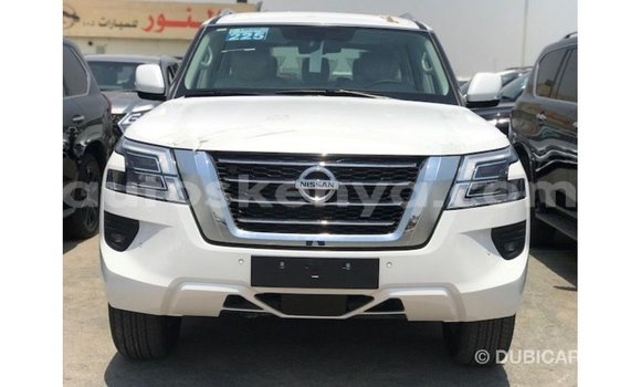 Nunua Imported Nissan Patrol Nyeupe Gari ndani ya Import - Dubai nchini Kati Kenya Nunua Imported Nissan Patrol Nyeupe Gari ndani ya Import - Dubai nchini Kati Kenya