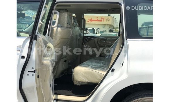 Nunua Imported Nissan Patrol Nyeupe Gari ndani ya Import - Dubai nchini Kati Kenya Nunua Imported Nissan Patrol Nyeupe Gari ndani ya Import - Dubai nchini Kati Kenya