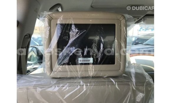 Nunua Imported Nissan Patrol Nyeupe Gari ndani ya Import - Dubai nchini Kati Kenya Nunua Imported Nissan Patrol Nyeupe Gari ndani ya Import - Dubai nchini Kati Kenya