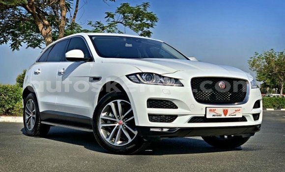 Nunua Imported Jaguar F-Pace Nyeupe Gari ndani ya Import - Dubai nchini Kati Kenya