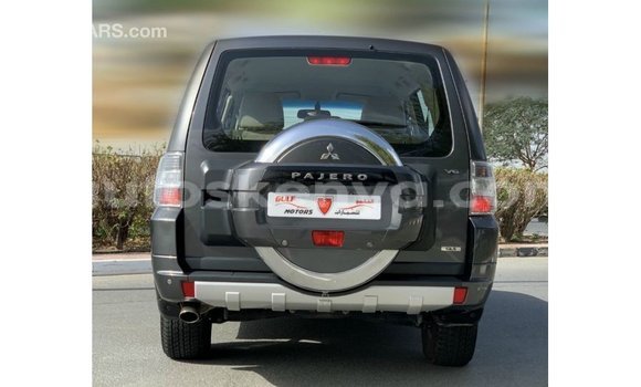 Nunua Imported Mitsubishi Pajero Nyingine Gari ndani ya Import - Dubai nchini Kati Kenya Nunua Imported Mitsubishi Pajero Nyingine Gari ndani ya Import - Dubai nchini Kati Kenya