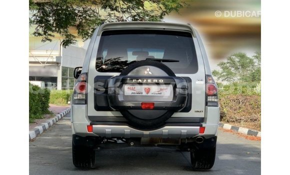 Buy Import Mitsubishi Pajero White Car in Import - Dubai in Central Kenya Buy Import Mitsubishi Pajero White Car in Import - Dubai in Central Kenya
