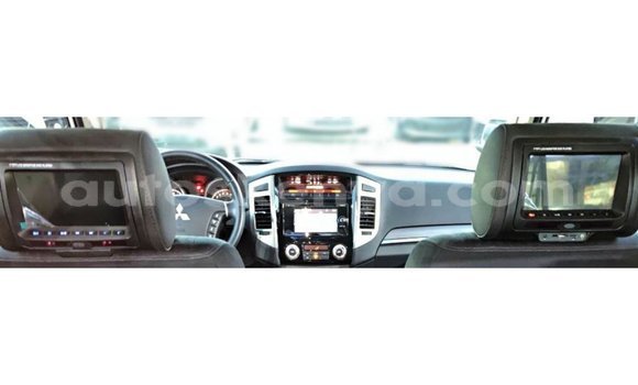 Buy Import Mitsubishi Pajero White Car in Import - Dubai in Central Kenya Buy Import Mitsubishi Pajero White Car in Import - Dubai in Central Kenya