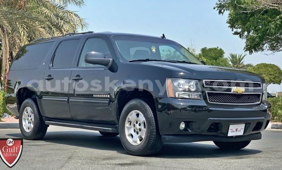 Nunua Imported Chevrolet Suburban Nyeusi Gari ndani ya Import - Dubai nchini Kati Kenya