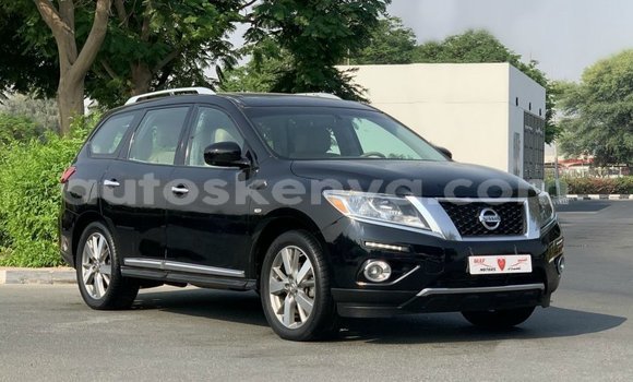 Nunua Imported Nissan Pathfinder Nyeusi Gari ndani ya Import - Dubai nchini Kati Kenya