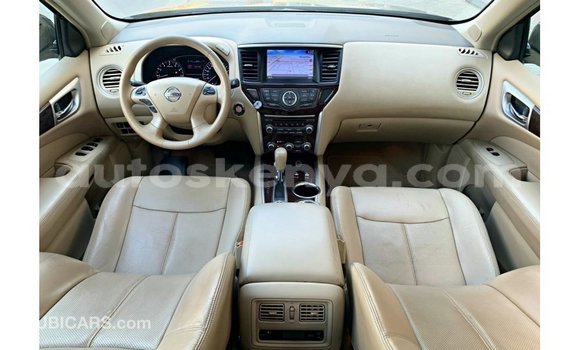 Nunua Imported Nissan Pathfinder Nyeusi Gari ndani ya Import - Dubai nchini Kati Kenya Nunua Imported Nissan Pathfinder Nyeusi Gari ndani ya Import - Dubai nchini Kati Kenya
