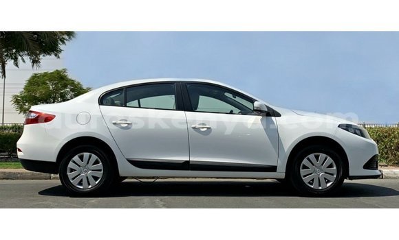 Nunua Imported Renault Fluence Nyeupe Gari ndani ya Import - Dubai nchini Kati Kenya Nunua Imported Renault Fluence Nyeupe Gari ndani ya Import - Dubai nchini Kati Kenya