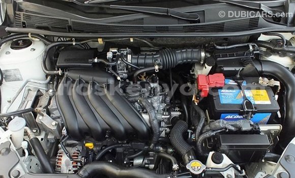 Nunua Imported Nissan 350Z Nyeupe Gari ndani ya Import - Dubai nchini Kati Kenya Nunua Imported Nissan 350Z Nyeupe Gari ndani ya Import - Dubai nchini Kati Kenya