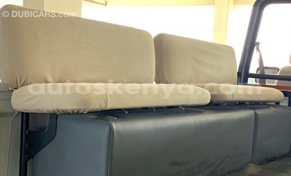 Nunua Imported Nissan Patrol Nyeupe Gari ndani ya Import - Dubai nchini Kati Kenya Nunua Imported Nissan Patrol Nyeupe Gari ndani ya Import - Dubai nchini Kati Kenya