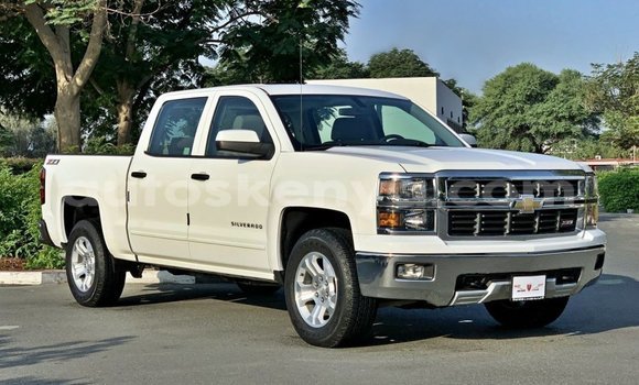 Nunua Imported Chevrolet Silverado Nyeupe Gari ndani ya Import - Dubai nchini Kati Kenya