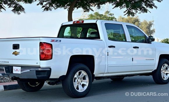 Imported Chevrolet Silverado White Makiinaa iti Import - Dubai keessatti Central Kenya keessatti Imported Chevrolet Silverado White Makiinaa iti Import - Dubai keessatti Central Kenya keessatti