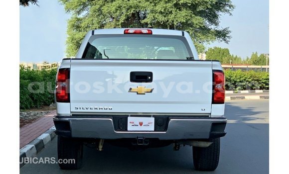 Imported Chevrolet Silverado White Makiinaa iti Import - Dubai keessatti Central Kenya keessatti Imported Chevrolet Silverado White Makiinaa iti Import - Dubai keessatti Central Kenya keessatti