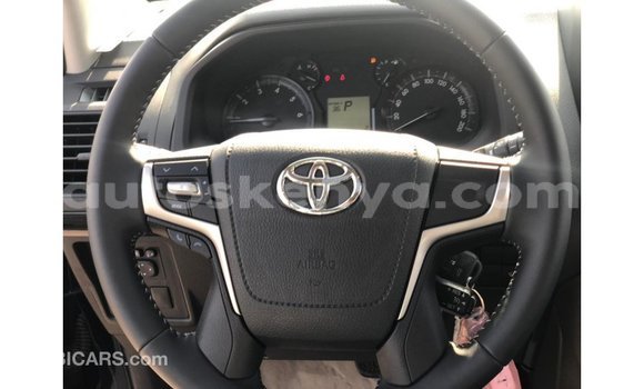 Imported Toyota Prado Black Makiinaa iti Import - Dubai keessatti Central Kenya keessatti Imported Toyota Prado Black Makiinaa iti Import - Dubai keessatti Central Kenya keessatti