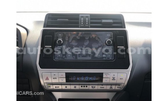 Imported Toyota Prado Black Makiinaa iti Import - Dubai keessatti Central Kenya keessatti Imported Toyota Prado Black Makiinaa iti Import - Dubai keessatti Central Kenya keessatti