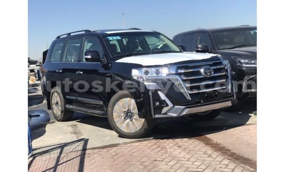 Buy Import Toyota Land Cruiser Black Car in Import - Dubai in Central Kenya Buy Import Toyota Land Cruiser Black Car in Import - Dubai in Central Kenya