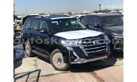 Buy Import Toyota Land Cruiser Black Car in Import - Dubai in Central Kenya Buy Import Toyota Land Cruiser Black Car in Import - Dubai in Central Kenya