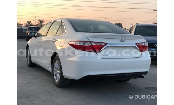 Nunua Imported Toyota Camry Nyeupe Gari ndani ya Import - Dubai nchini Kati Kenya Nunua Imported Toyota Camry Nyeupe Gari ndani ya Import - Dubai nchini Kati Kenya