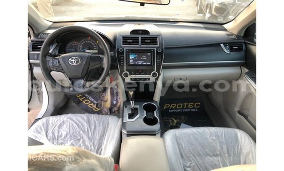 Nunua Imported Toyota Camry Nyeupe Gari ndani ya Import - Dubai nchini Kati Kenya Nunua Imported Toyota Camry Nyeupe Gari ndani ya Import - Dubai nchini Kati Kenya