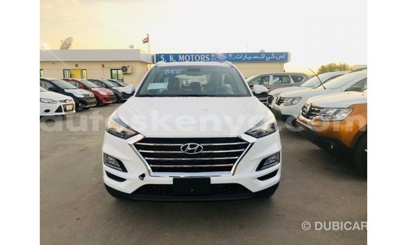 Nunua Imported Hyundai Tucson Nyeupe Gari ndani ya Import - Dubai nchini Kati Kenya Nunua Imported Hyundai Tucson Nyeupe Gari ndani ya Import - Dubai nchini Kati Kenya