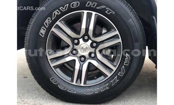 Nunua Imported Toyota Fortuner Nyingine Gari ndani ya Import - Dubai nchini Kati Kenya Nunua Imported Toyota Fortuner Nyingine Gari ndani ya Import - Dubai nchini Kati Kenya