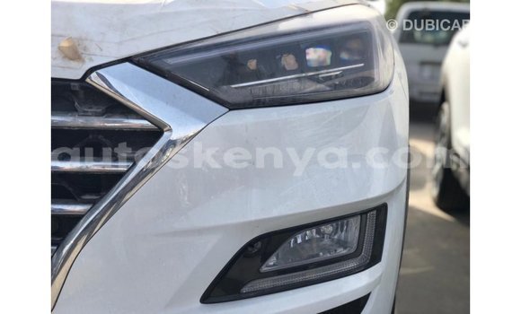 Buy Import Hyundai Tucson White Car in Import - Dubai in Central Kenya Buy Import Hyundai Tucson White Car in Import - Dubai in Central Kenya