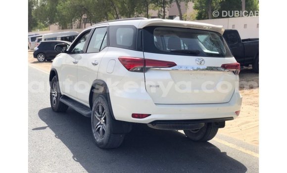 Buy Import Toyota Fortuner White Car in Import - Dubai in Central Kenya Buy Import Toyota Fortuner White Car in Import - Dubai in Central Kenya