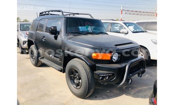 Buy Import Toyota FJ Cruiser Black Car in Import - Dubai in Central Kenya Buy Import Toyota FJ Cruiser Black Car in Import - Dubai in Central Kenya