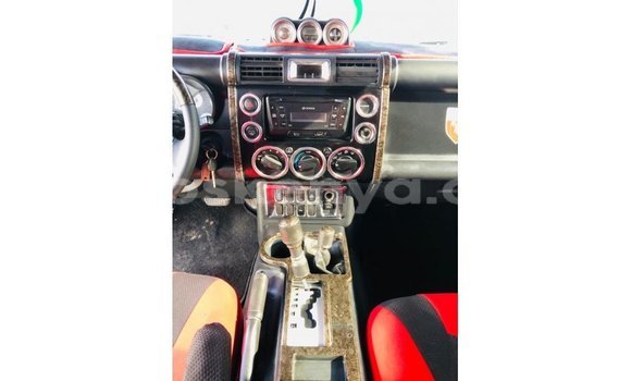 Buy Import Toyota FJ Cruiser Black Car in Import - Dubai in Central Kenya Buy Import Toyota FJ Cruiser Black Car in Import - Dubai in Central Kenya