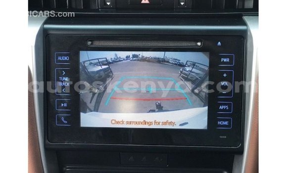 Imported Toyota Fortuner White Makiinaa iti Import - Dubai keessatti Central Kenya keessatti Imported Toyota Fortuner White Makiinaa iti Import - Dubai keessatti Central Kenya keessatti