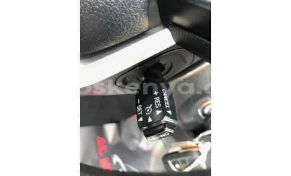 Imported Toyota Fortuner White Makiinaa iti Import - Dubai keessatti Central Kenya keessatti Imported Toyota Fortuner White Makiinaa iti Import - Dubai keessatti Central Kenya keessatti