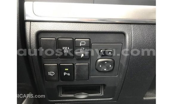 Nunua Imported Toyota Land Cruiser Nyeupe Gari ndani ya Import - Dubai nchini Kati Kenya Nunua Imported Toyota Land Cruiser Nyeupe Gari ndani ya Import - Dubai nchini Kati Kenya