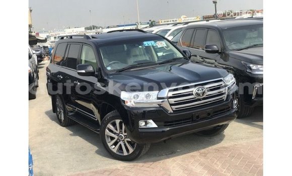 Buy Import Toyota Land Cruiser Black Car in Import - Dubai in Central Kenya Buy Import Toyota Land Cruiser Black Car in Import - Dubai in Central Kenya