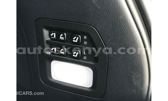 Imported Lexus LX White Makiinaa iti Import - Dubai keessatti Central Kenya keessatti Imported Lexus LX White Makiinaa iti Import - Dubai keessatti Central Kenya keessatti