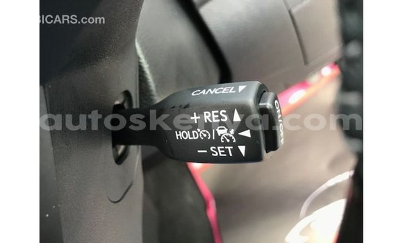 Imported Lexus LX White Makiinaa iti Import - Dubai keessatti Central Kenya keessatti Imported Lexus LX White Makiinaa iti Import - Dubai keessatti Central Kenya keessatti