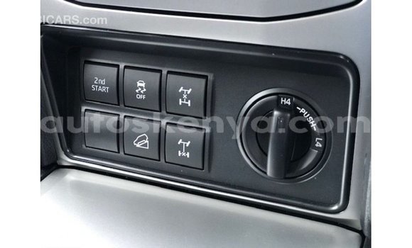 Imported Toyota Prado Other Makiinaa iti Import - Dubai keessatti Central Kenya keessatti Imported Toyota Prado Other Makiinaa iti Import - Dubai keessatti Central Kenya keessatti